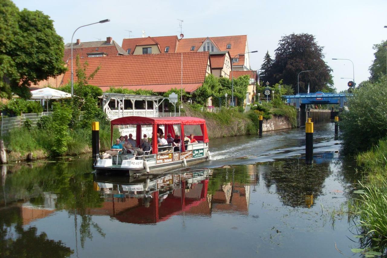 Ferienwohnungen direkt an der Elde Lübz Exterior foto